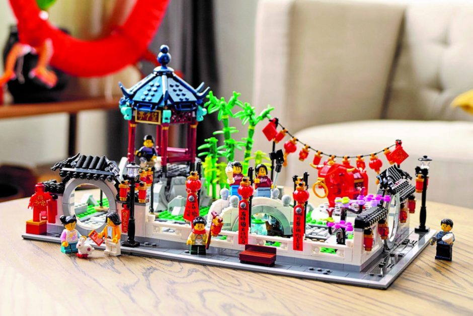 LEGO La Fête des Lanternes de Printemps Nouvel An Chinois 80107 Le plus  beau set de 2021? 